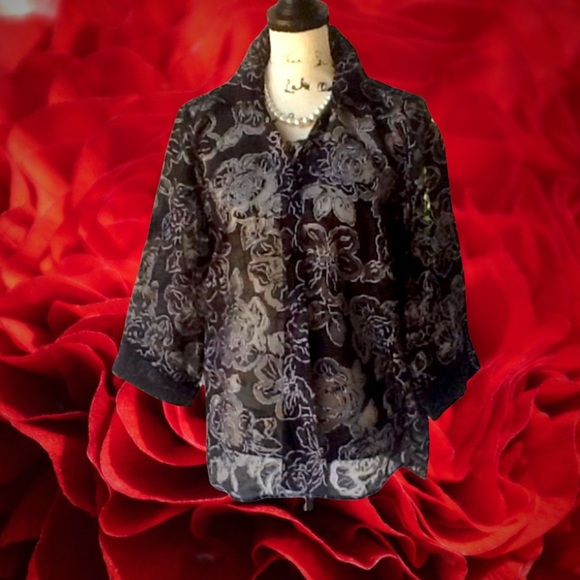 Elementz Blouse - Picture 1 of 8